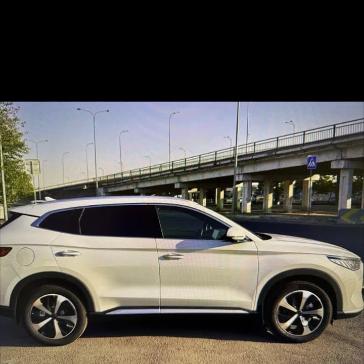 BYD Song Plus DM-i view 3